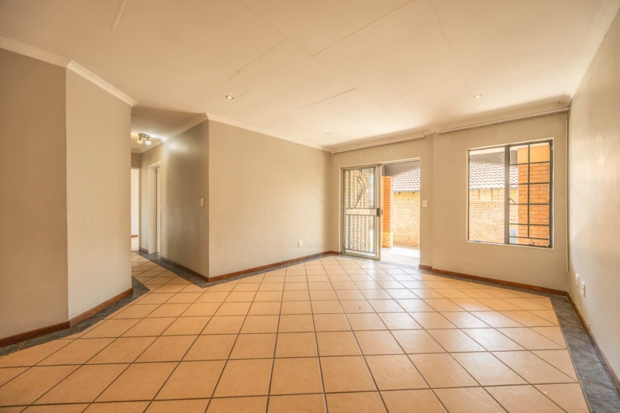 To Let 3 Bedroom Property for Rent in Equestria Gauteng