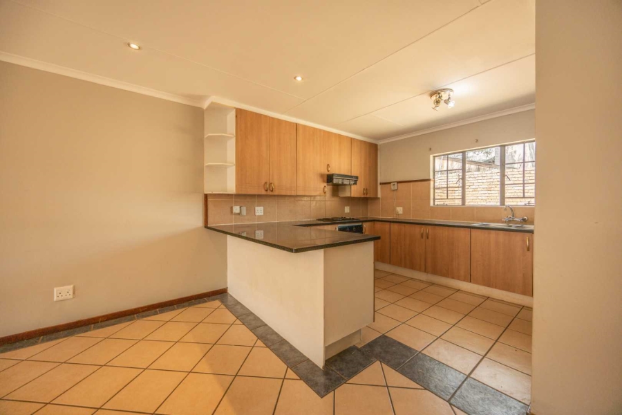 To Let 3 Bedroom Property for Rent in Equestria Gauteng