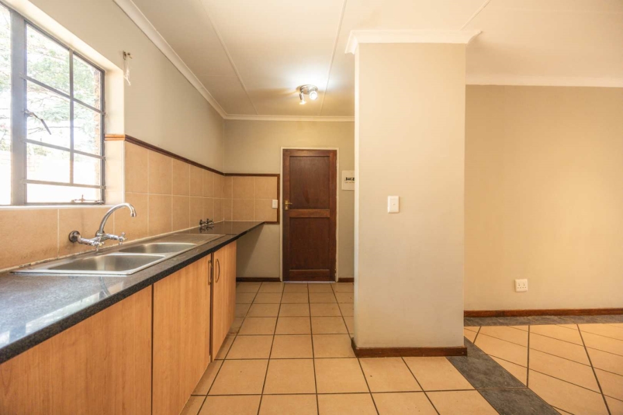 To Let 3 Bedroom Property for Rent in Equestria Gauteng