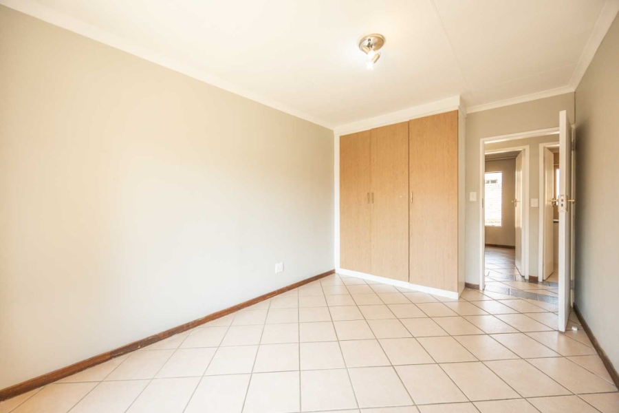To Let 3 Bedroom Property for Rent in Equestria Gauteng