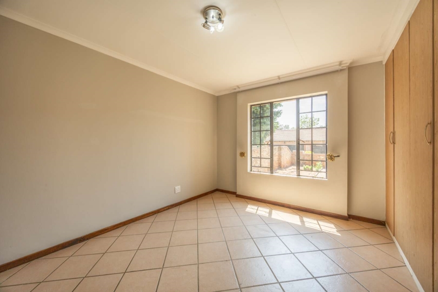 To Let 3 Bedroom Property for Rent in Equestria Gauteng
