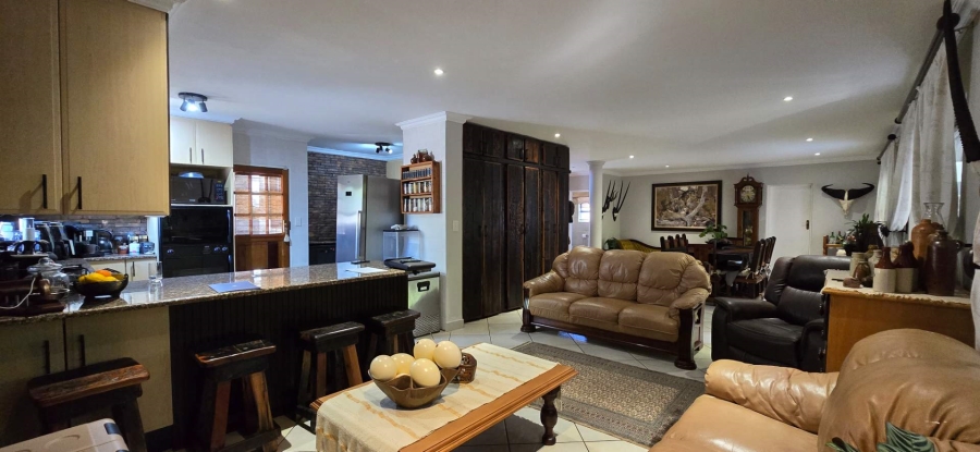 3 Bedroom Property for Sale in Faerie Glen Gauteng