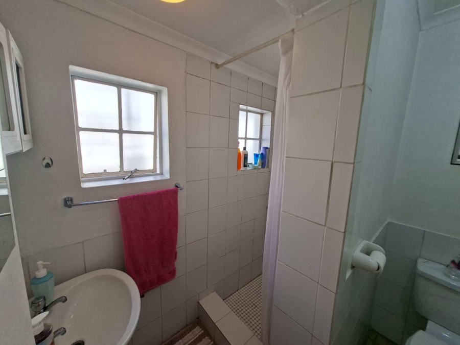 1 Bedroom Property for Sale in Bromhof Gauteng