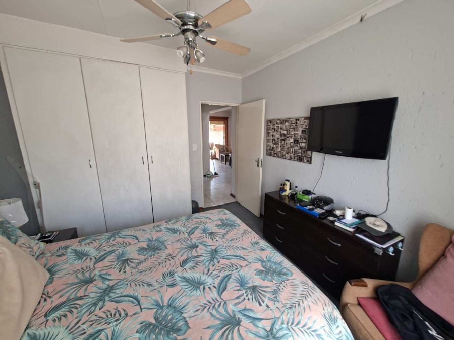 To Let 3 Bedroom Property for Rent in Randburg Gauteng