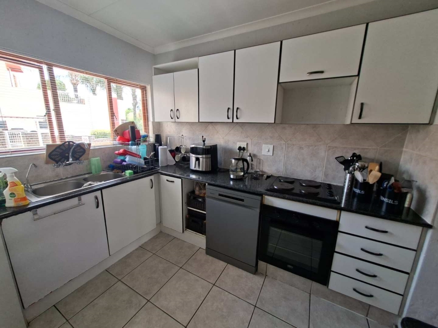 To Let 3 Bedroom Property for Rent in Randburg Gauteng