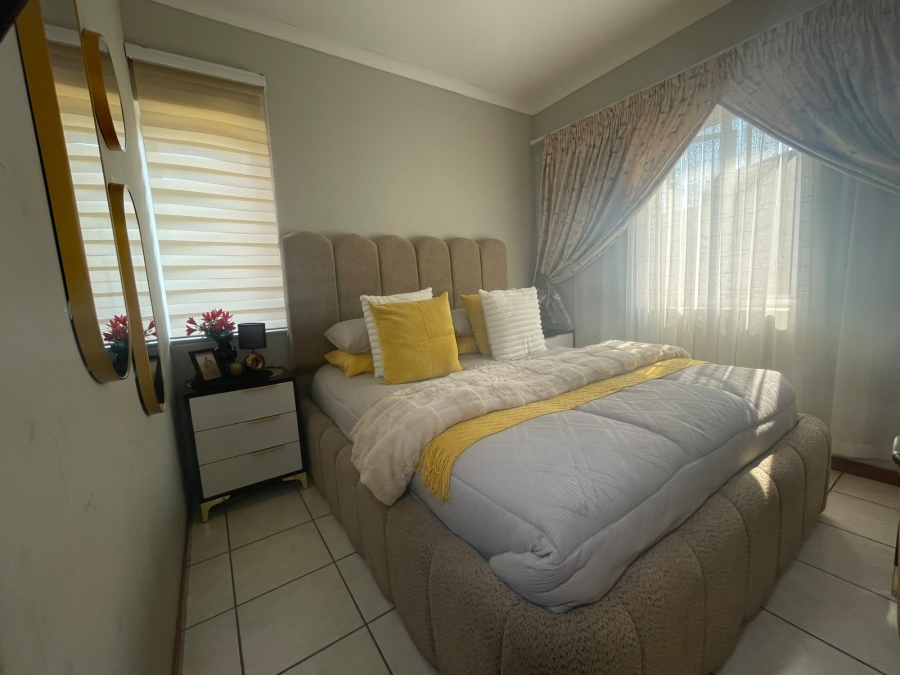 2 Bedroom Property for Sale in Esther Park Gauteng