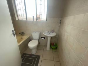 3 Bedroom Property for Sale in Edleen Gauteng
