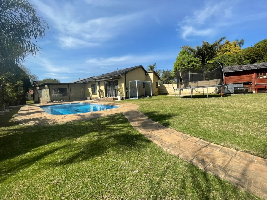 3 Bedroom Property for Sale in Edleen Gauteng