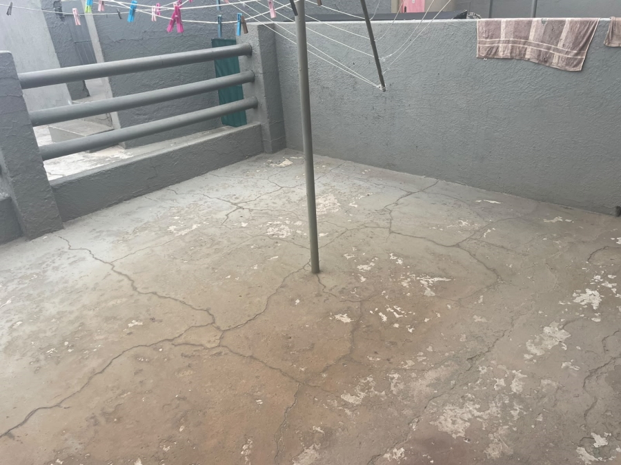 3 Bedroom Property for Sale in Rhodesfield Gauteng