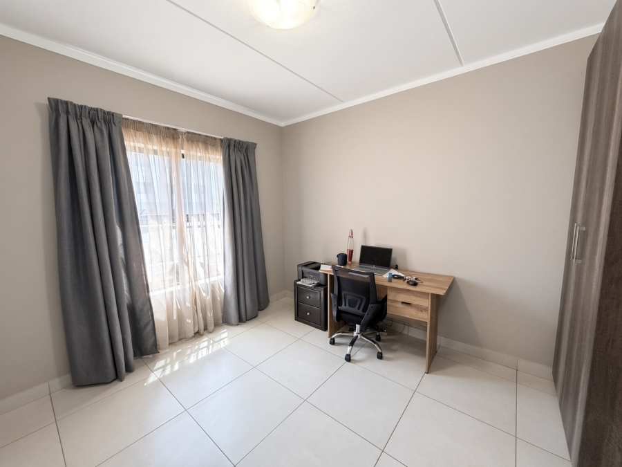 2 Bedroom Property for Sale in Carlswald Gauteng