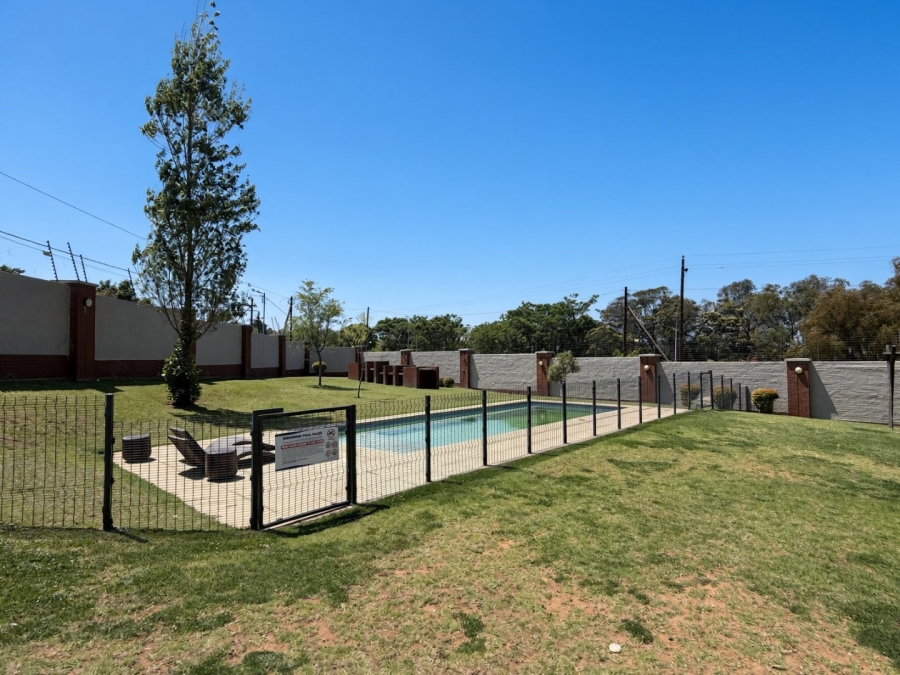 2 Bedroom Property for Sale in Carlswald Gauteng