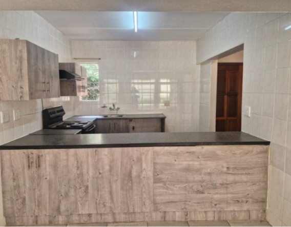 To Let 3 Bedroom Property for Rent in Sandown Gauteng