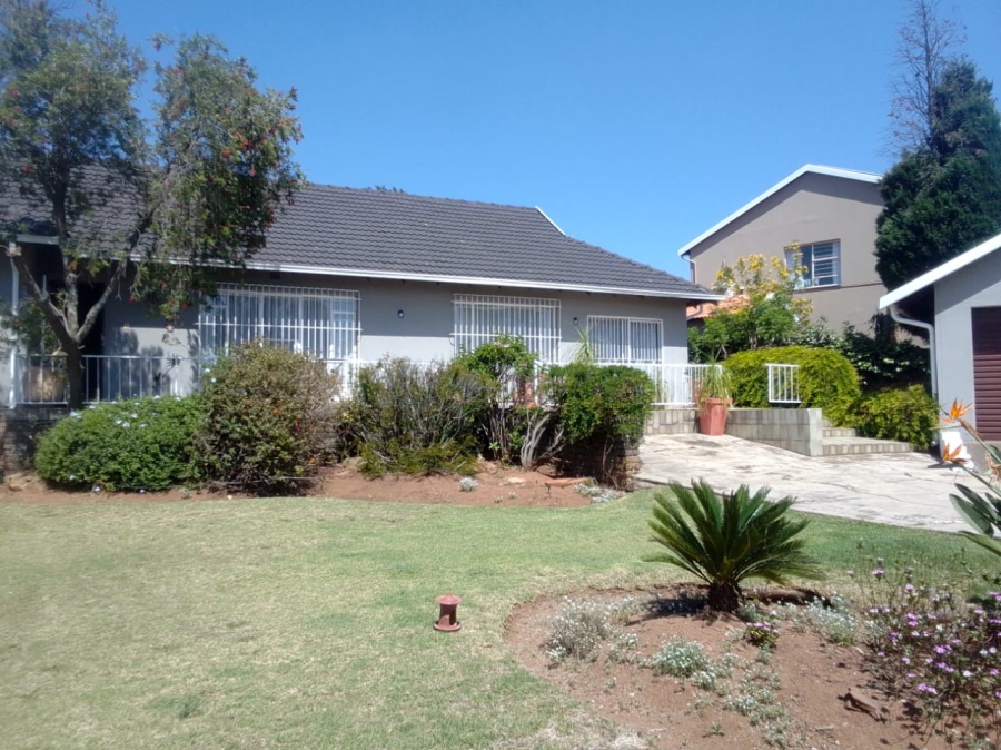 3 Bedroom Property for Sale in Roodekrans Gauteng