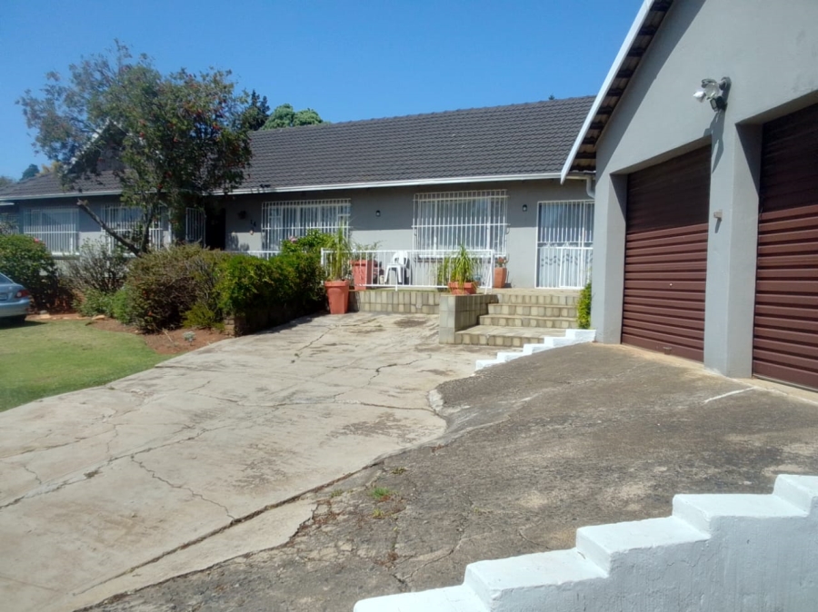 3 Bedroom Property for Sale in Roodekrans Gauteng