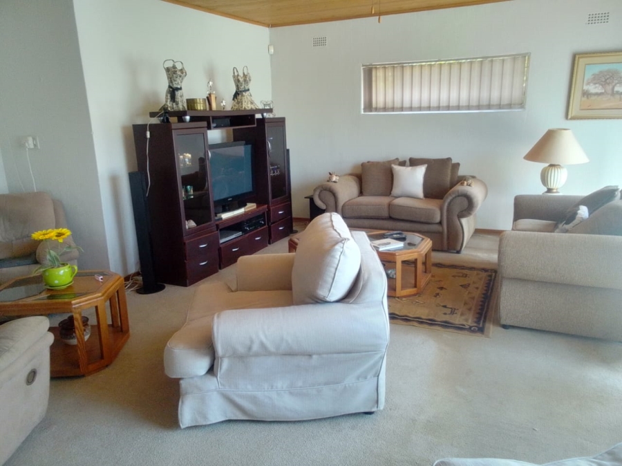 3 Bedroom Property for Sale in Roodekrans Gauteng