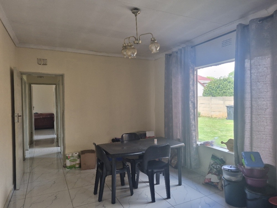 4 Bedroom Property for Sale in Klippoortjie A H Gauteng