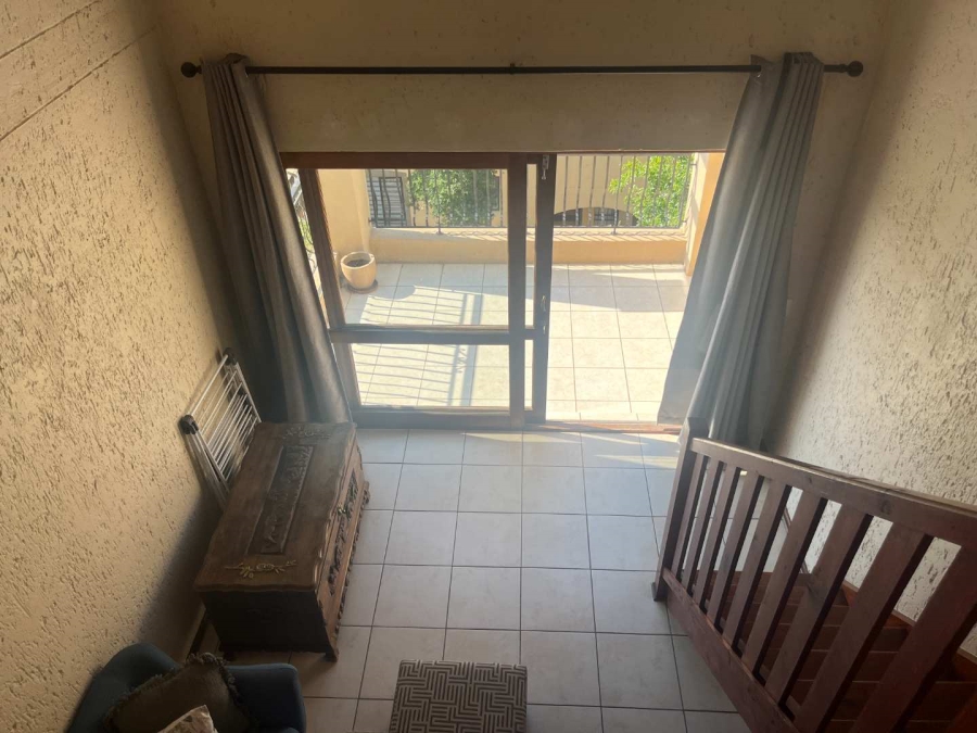 1 Bedroom Property for Sale in Lonehill Gauteng