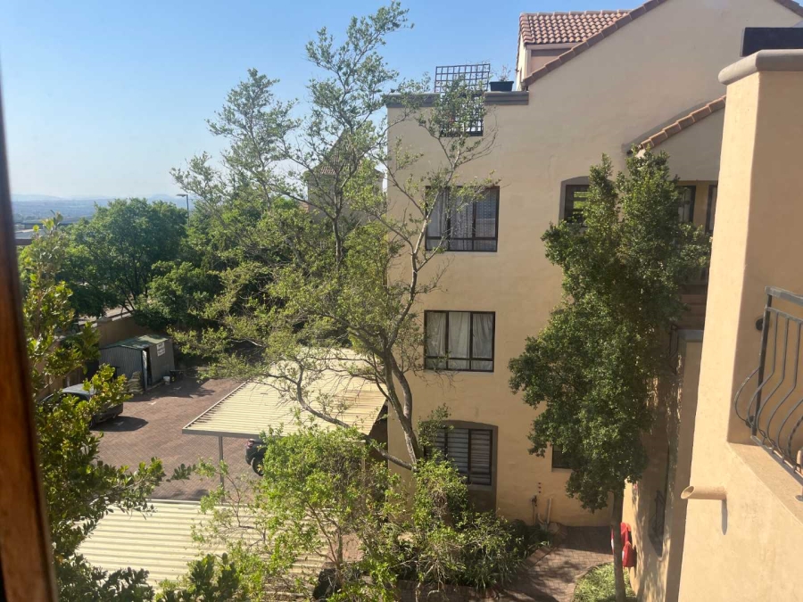 1 Bedroom Property for Sale in Lonehill Gauteng