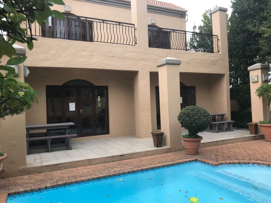 1 Bedroom Property for Sale in Lonehill Gauteng