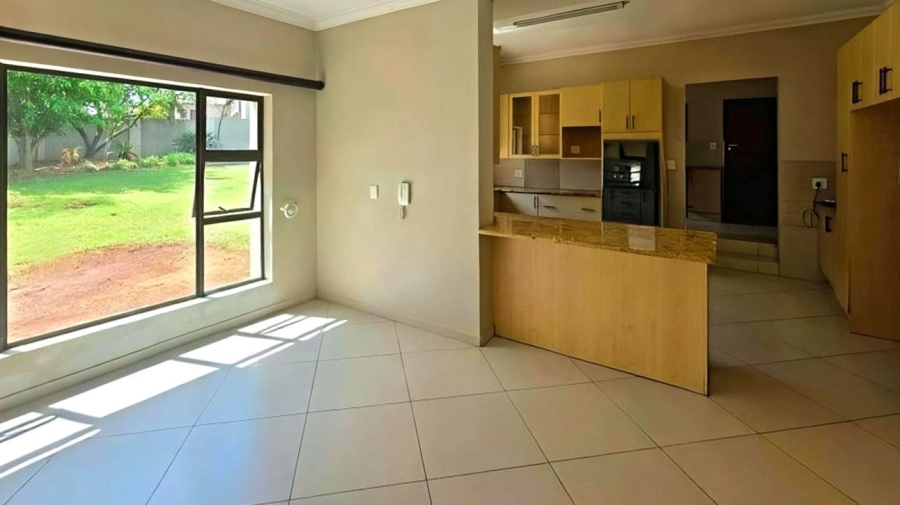To Let 4 Bedroom Property for Rent in The Wilds Gauteng