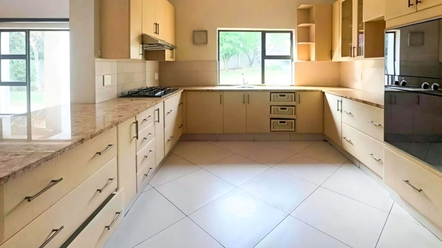 To Let 4 Bedroom Property for Rent in The Wilds Gauteng
