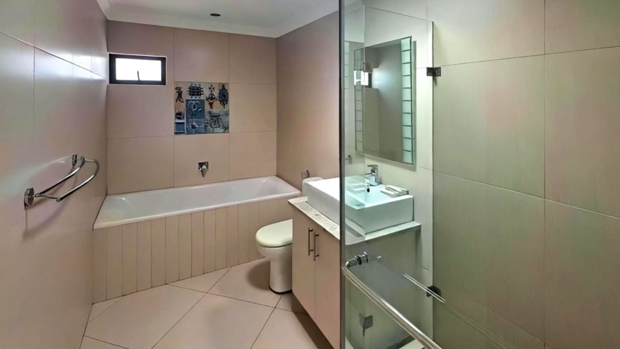 To Let 4 Bedroom Property for Rent in The Wilds Gauteng