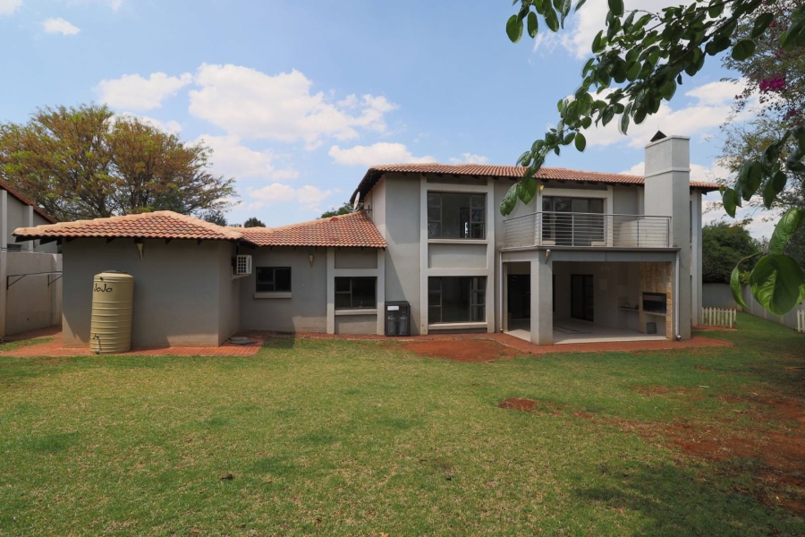 To Let 4 Bedroom Property for Rent in The Wilds Gauteng