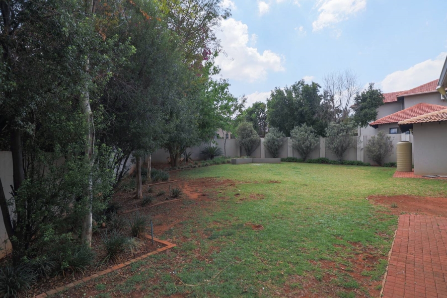 To Let 4 Bedroom Property for Rent in The Wilds Gauteng