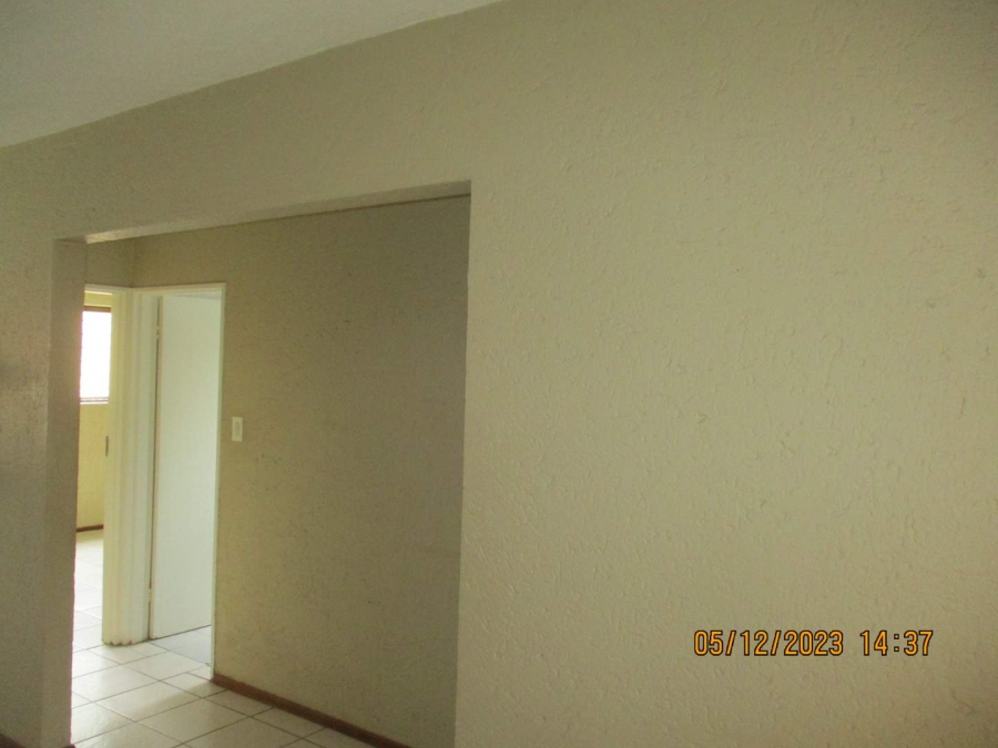 2 Bedroom Property for Sale in Waterkloof Ridge Gauteng