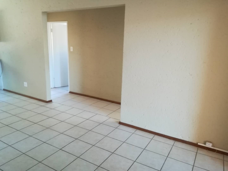 2 Bedroom Property for Sale in Waterkloof Ridge Gauteng