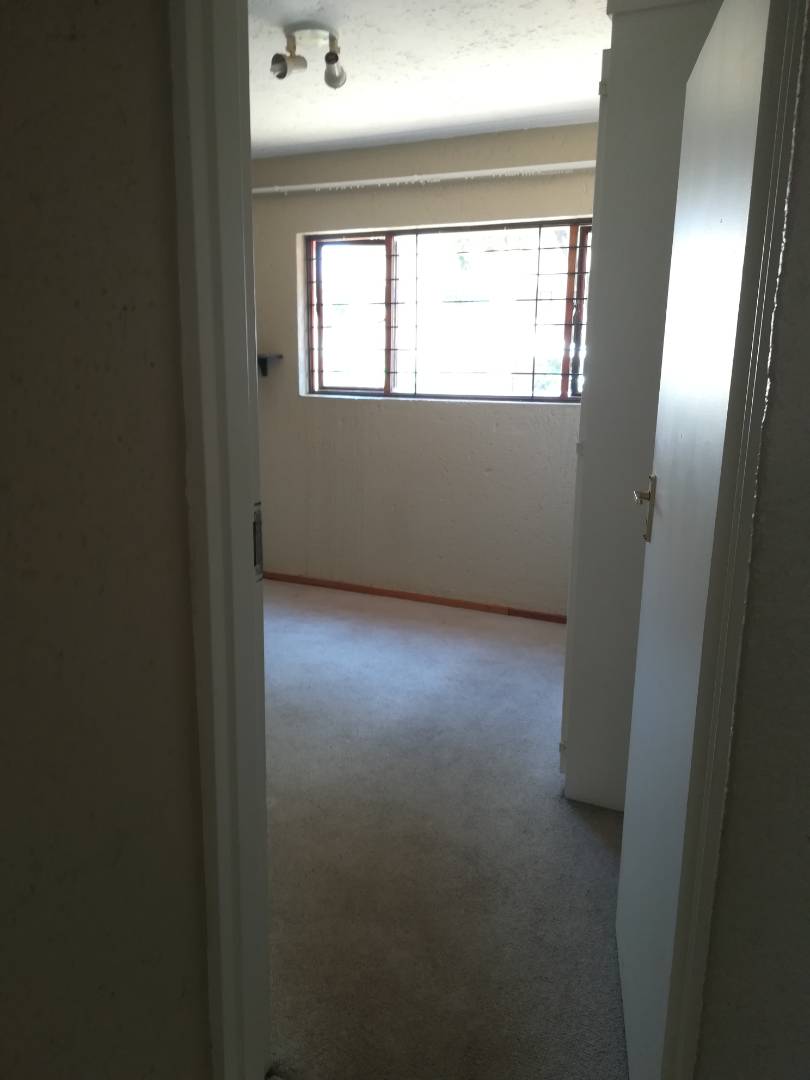 2 Bedroom Property for Sale in Waterkloof Ridge Gauteng