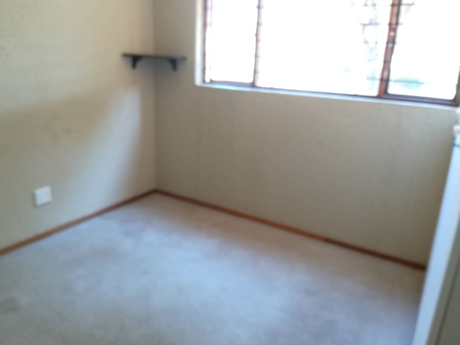 2 Bedroom Property for Sale in Waterkloof Ridge Gauteng