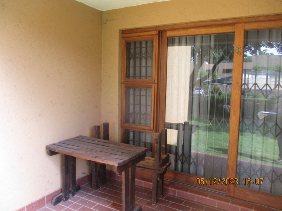 2 Bedroom Property for Sale in Waterkloof Ridge Gauteng