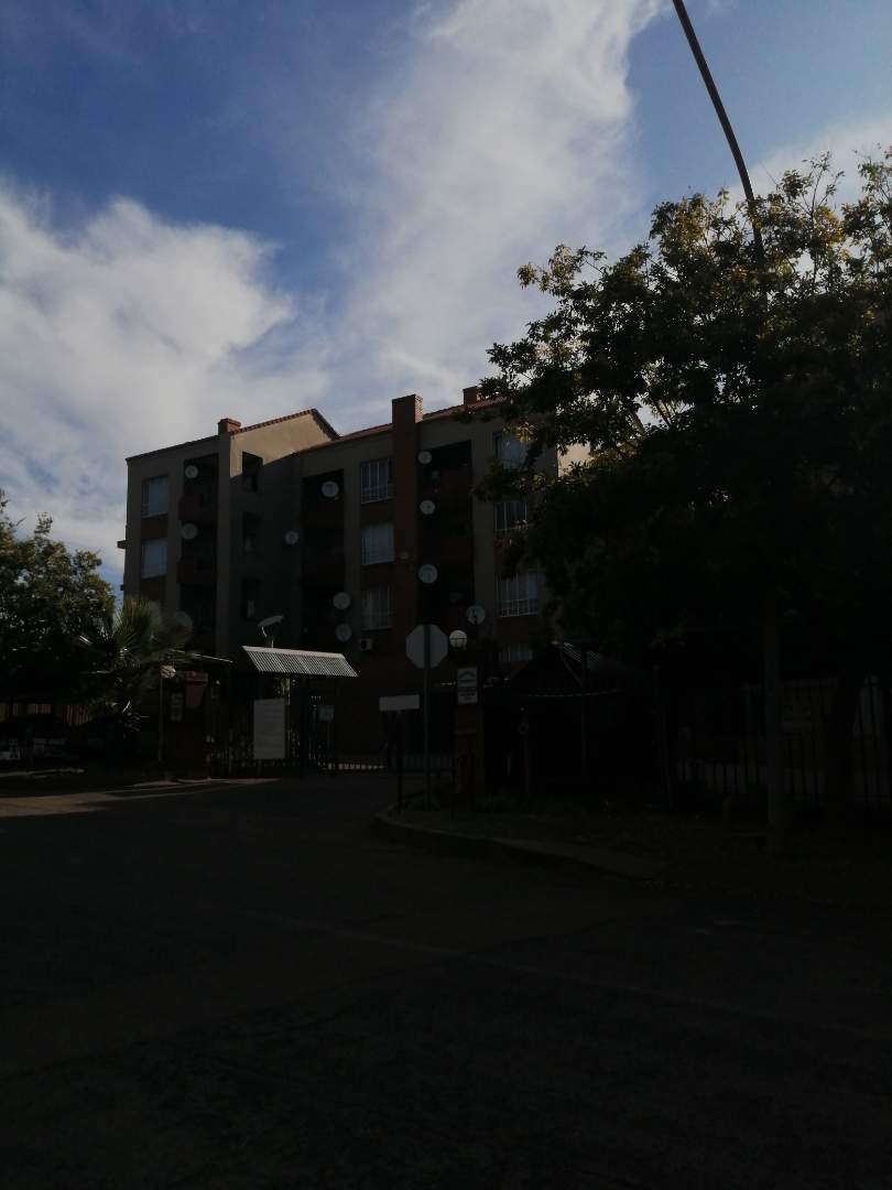 To Let 2 Bedroom Property for Rent in Waterkloof Gauteng