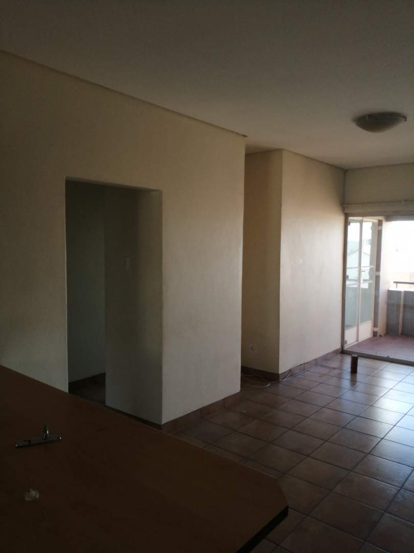 To Let 2 Bedroom Property for Rent in Waterkloof Gauteng