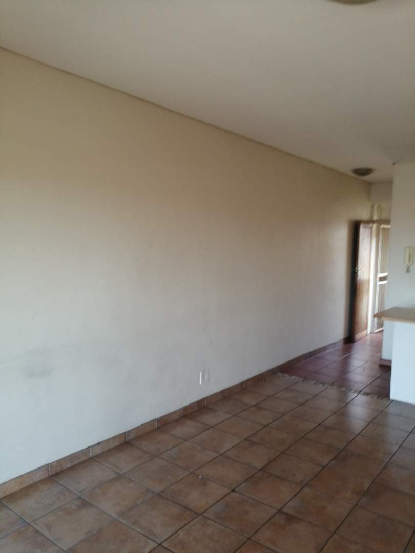 To Let 2 Bedroom Property for Rent in Waterkloof Gauteng
