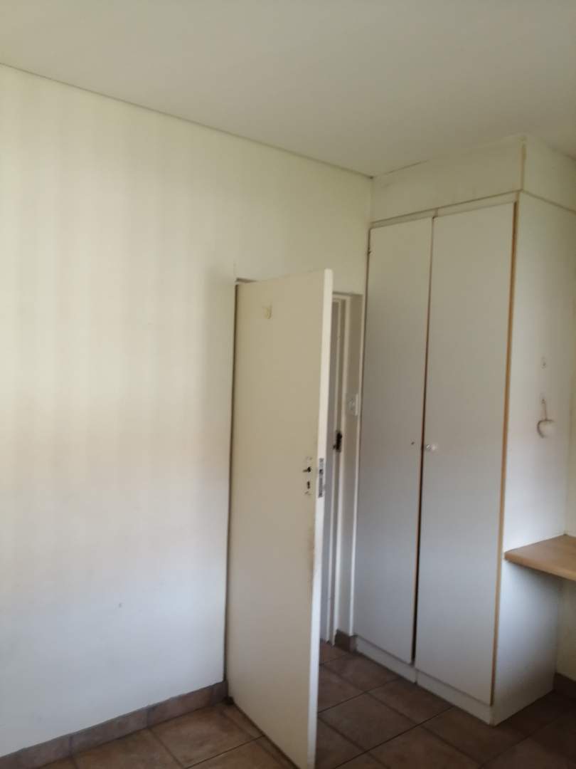 To Let 2 Bedroom Property for Rent in Waterkloof Gauteng