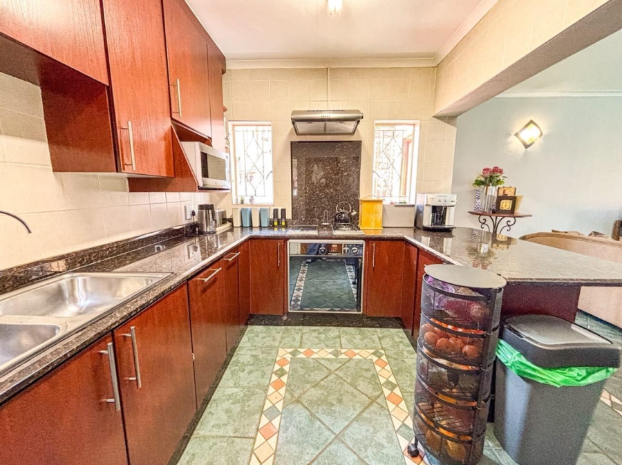 2 Bedroom Property for Sale in Bassonia Gauteng