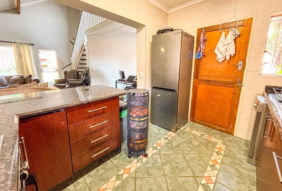 2 Bedroom Property for Sale in Bassonia Gauteng