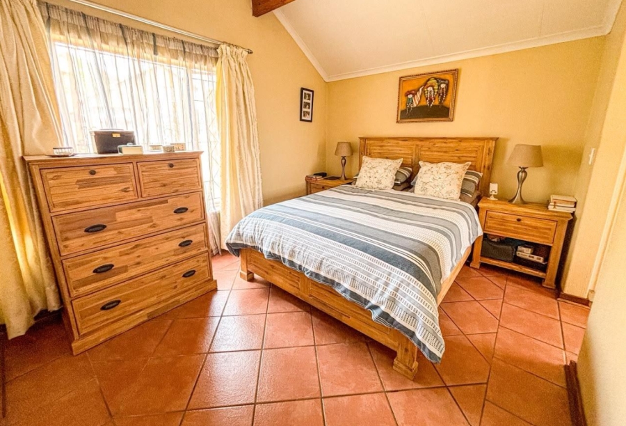 2 Bedroom Property for Sale in Bassonia Gauteng
