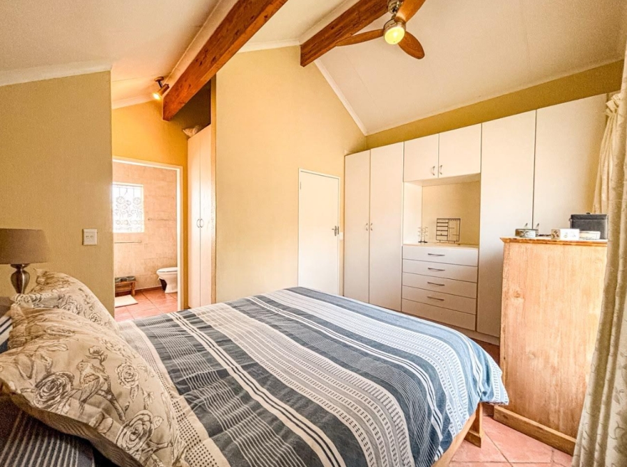 2 Bedroom Property for Sale in Bassonia Gauteng