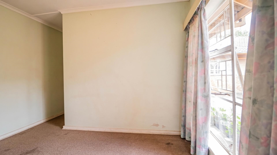4 Bedroom Property for Sale in Kibler Park Gauteng