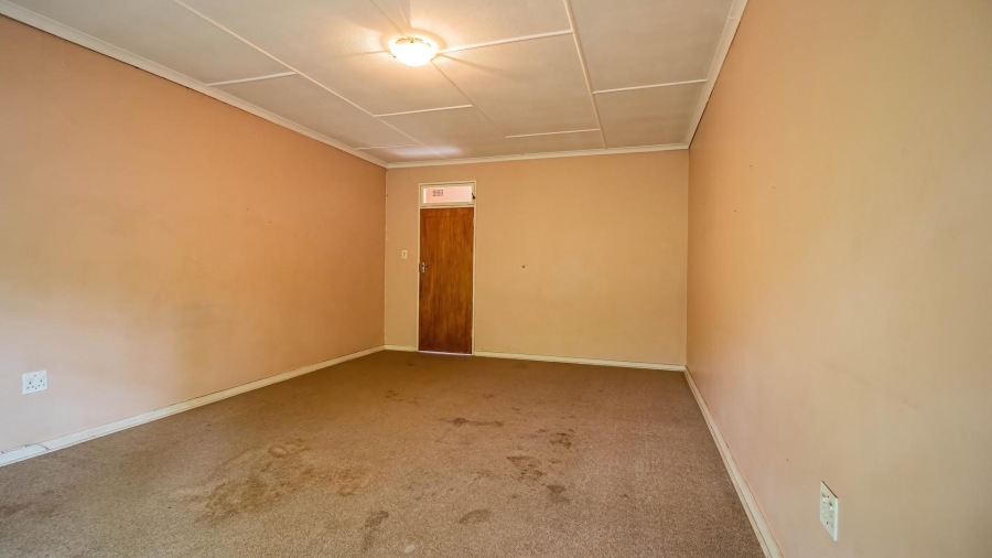 4 Bedroom Property for Sale in Kibler Park Gauteng