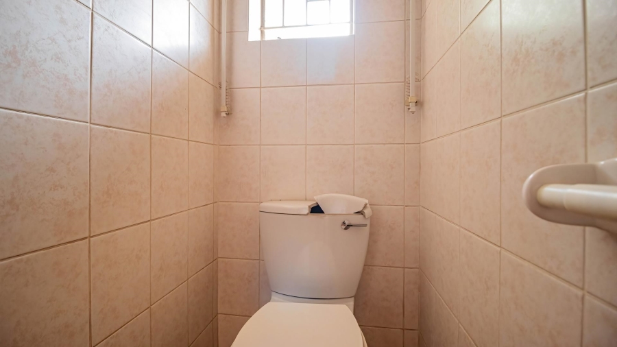 4 Bedroom Property for Sale in Kibler Park Gauteng