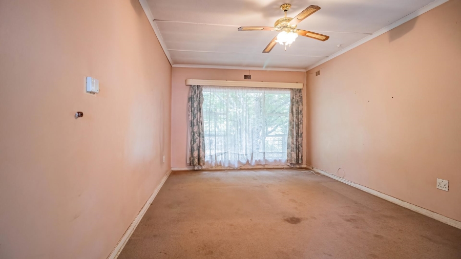 4 Bedroom Property for Sale in Kibler Park Gauteng