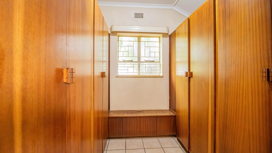 4 Bedroom Property for Sale in Kibler Park Gauteng