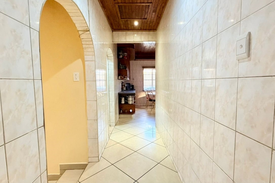3 Bedroom Property for Sale in Johannesburg Central Gauteng