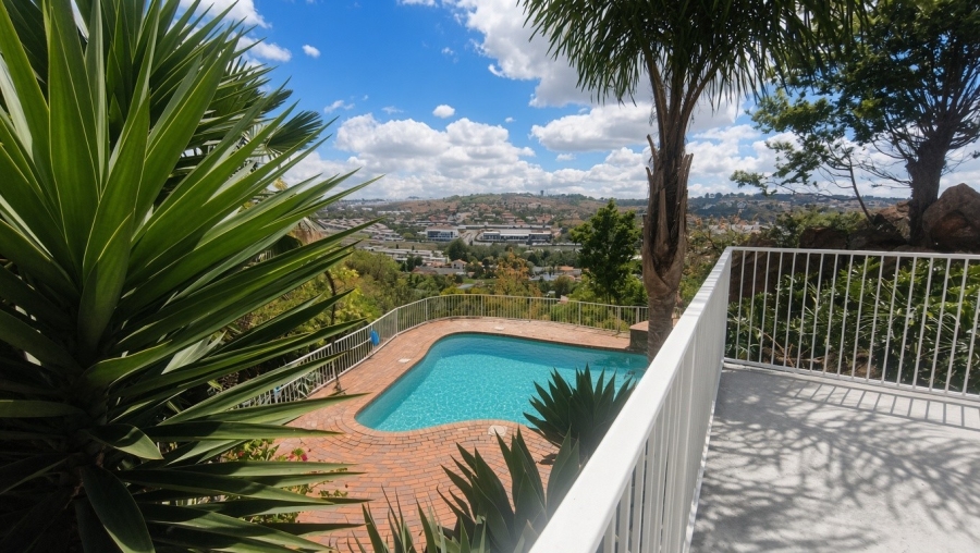 4 Bedroom Property for Sale in Glenvista Gauteng