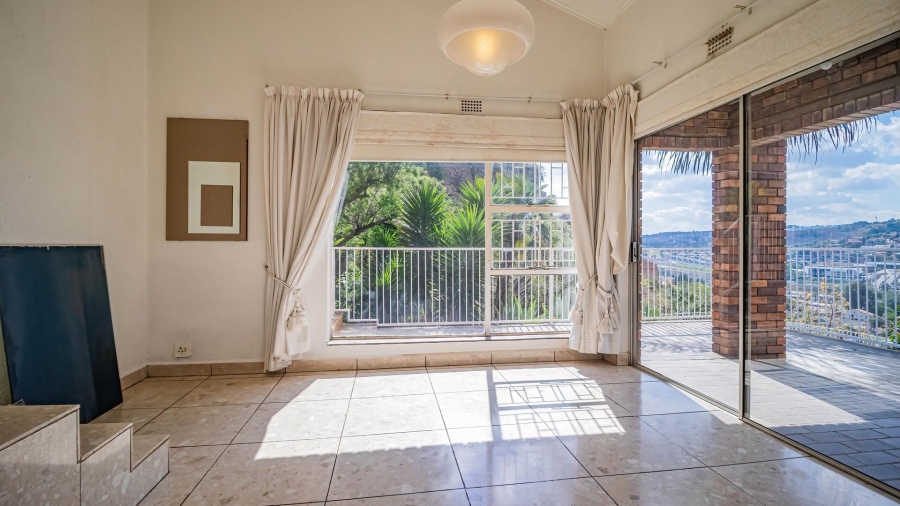 4 Bedroom Property for Sale in Glenvista Gauteng