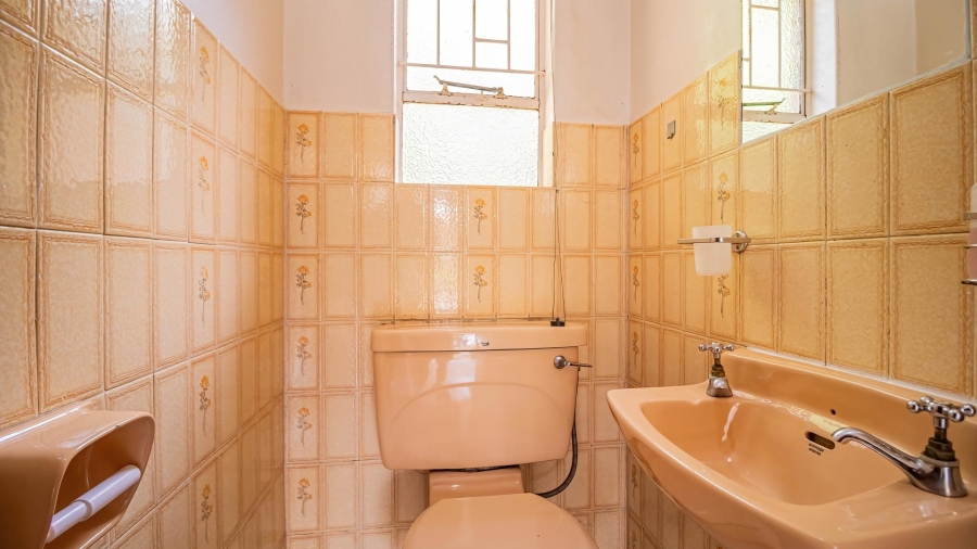 4 Bedroom Property for Sale in Glenvista Gauteng